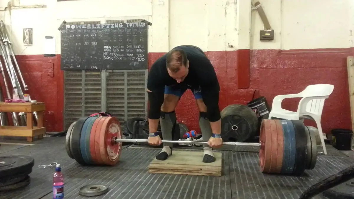  Deadlifts de déficit 