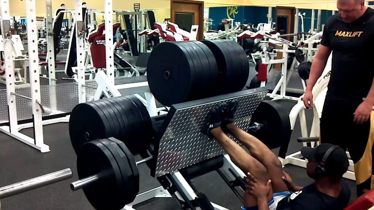 800 lb 2024 leg press