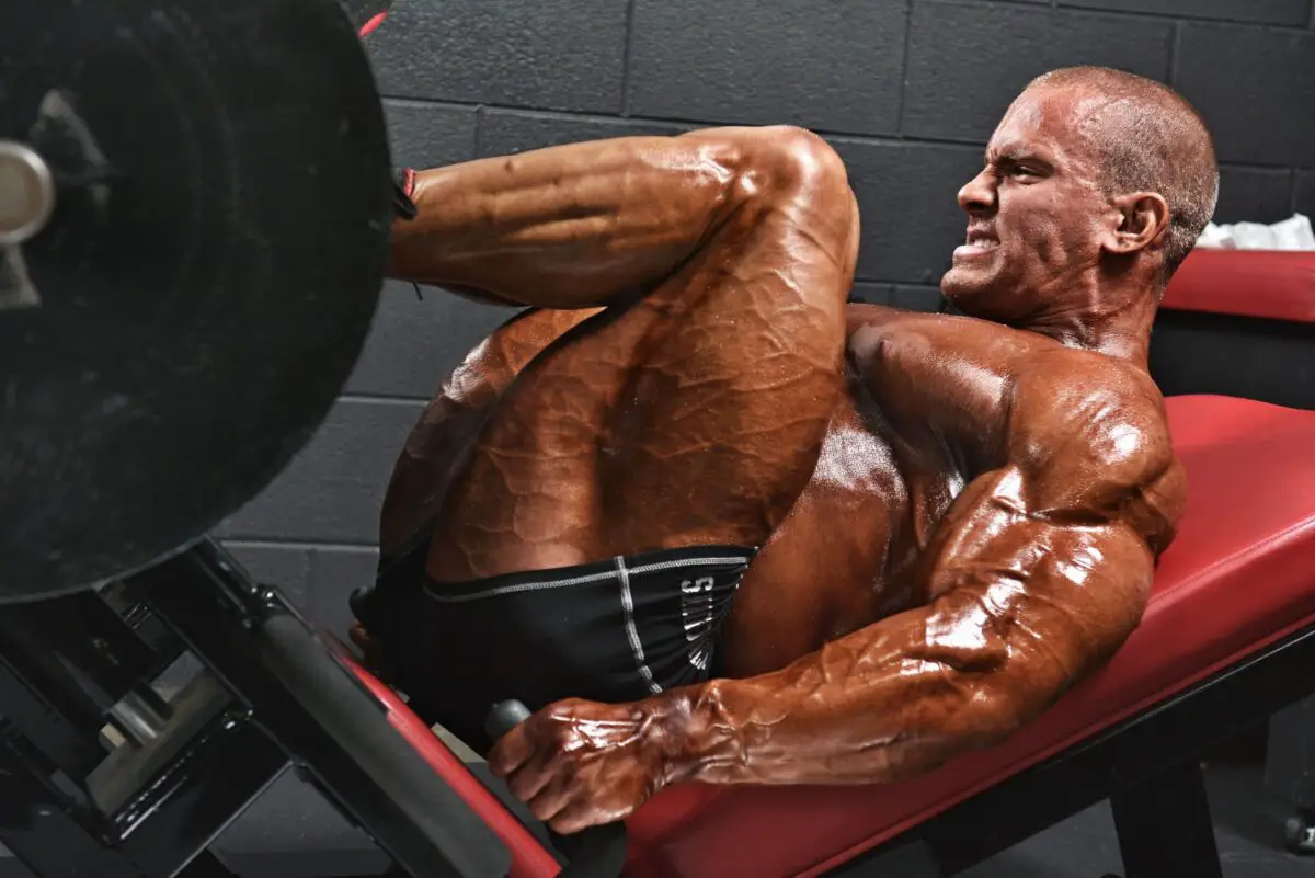 8 Reasons No One Cares How Much You Leg Press